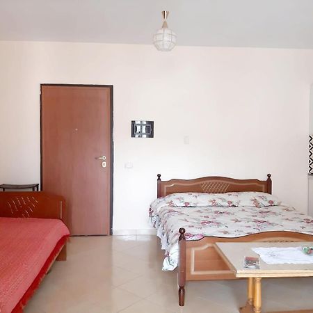 Grazioso Apartamento Arredato A Due Passi Dal Lungomare Влёра Экстерьер фото