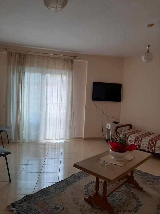 Grazioso Apartamento Arredato A Due Passi Dal Lungomare Влёра Экстерьер фото